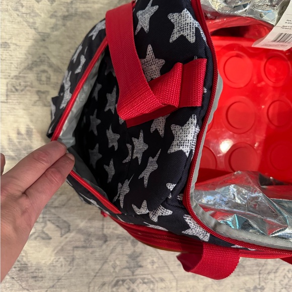 Cooler bag with large Tupperware - Picture 2 of 7